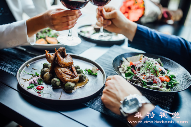 美食图片素材：美食之旅：探寻中国传统美食的味道