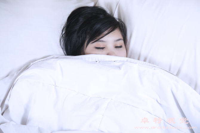 睡觉图片素材：让睡眠回归自然，健康放心开启新一天