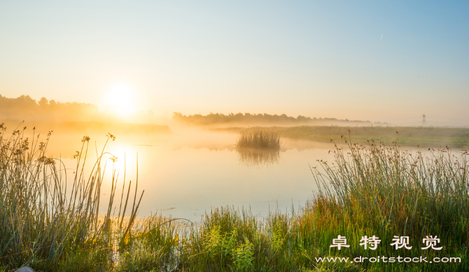 湖景图片素材：美不胜收：湖光山色，旖旎如画