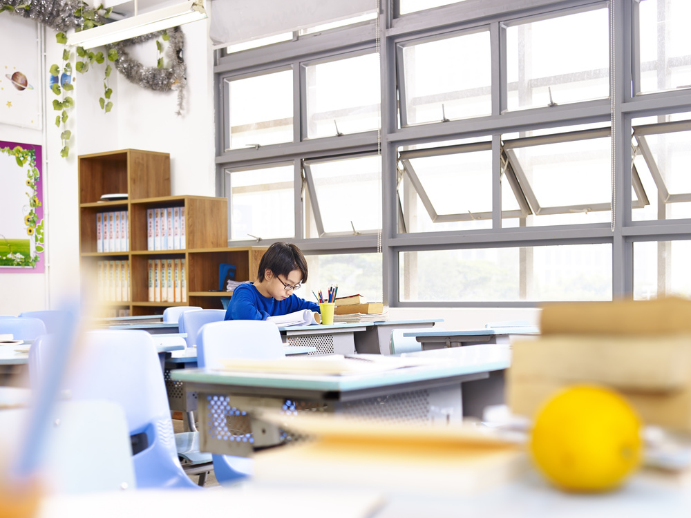 小学生图片:如何培养小学生的学习兴趣和自信心