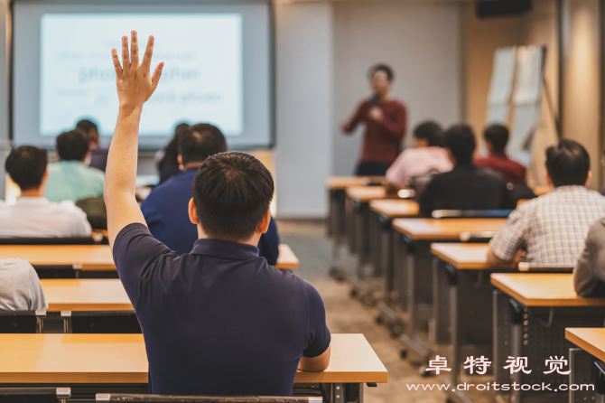 教育图片素材（教育的重要性与现状发展新时代的教育体系）