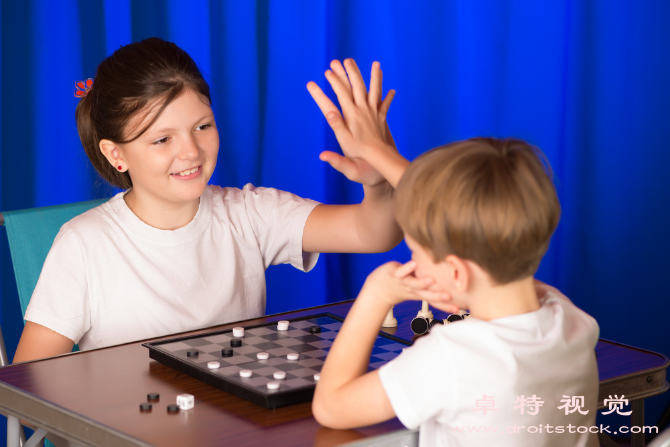 棋盘视频素材（围棋盘智慧对决）