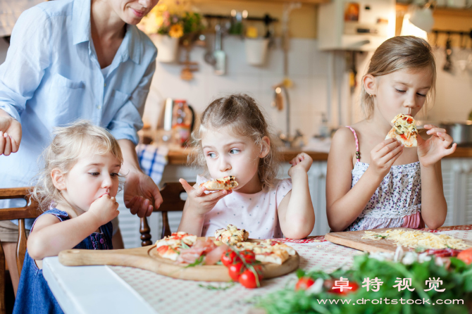 吃货视频素材（美食控必看追求味蕾的终极指南）