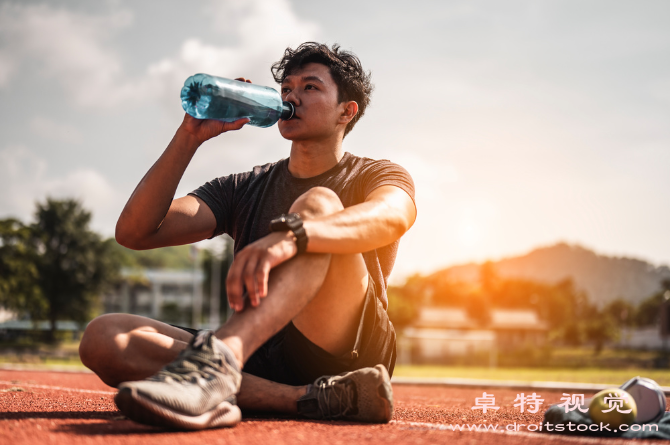 慢跑图片素材（慢跑的益处与技巧）