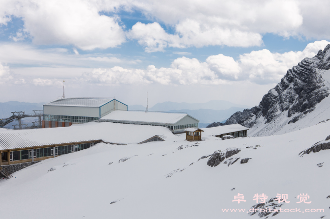 玉龙雪山图片